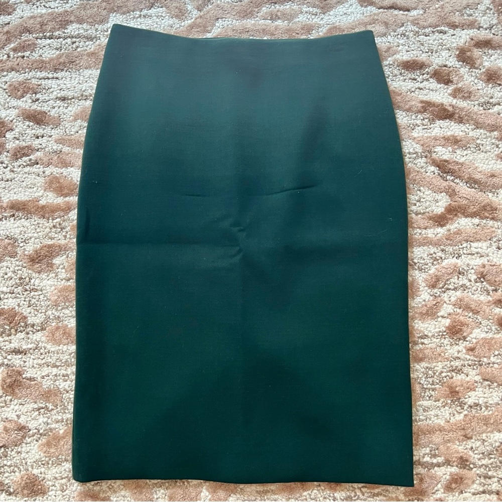 Burberry Green Wool Midi Pencil Skirt Size 42 (runs like a US 6) - Picture 1 of 5
